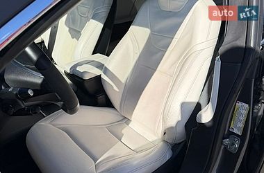 Лифтбек Tesla Model S 2016 в Киеве