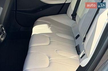 Лифтбек Tesla Model S 2016 в Киеве