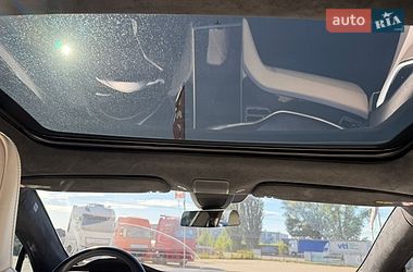 Лифтбек Tesla Model S 2016 в Киеве