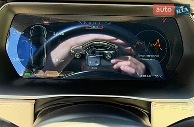 Лифтбек Tesla Model S 2016 в Киеве