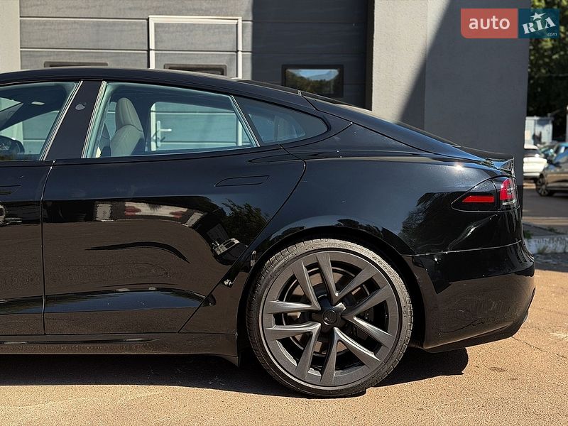 Ліфтбек Tesla Model S 2024 в Києві фото 5 Ліфтбек Tesla Model S 2024 в Києві