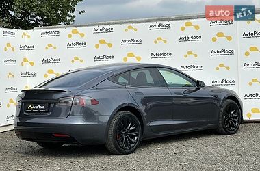 Лифтбек Tesla Model S 2016 в Луцке