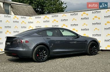 Лифтбек Tesla Model S 2016 в Луцке