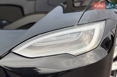 Лифтбек Tesla Model S 2017 в Стрые