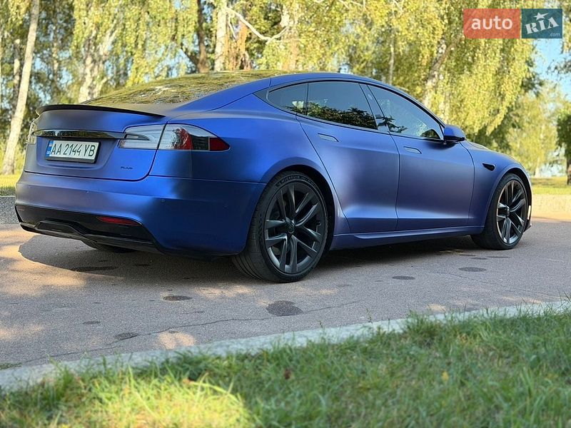 Ліфтбек Tesla Model S 2021 в Києві