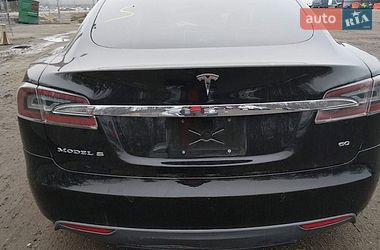 Ліфтбек Tesla Model S 2014 в Львові