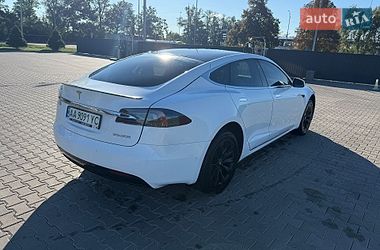 Ліфтбек Tesla Model S 2019 в Києві
