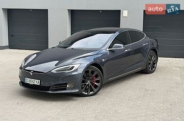 Лифтбек Tesla Model S 2020 в Тернополе