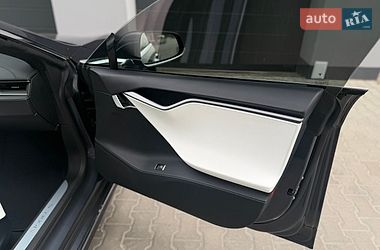 Лифтбек Tesla Model S 2020 в Тернополе