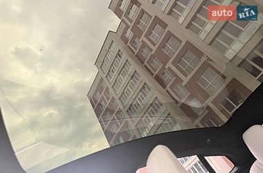 Лифтбек Tesla Model S 2020 в Тернополе