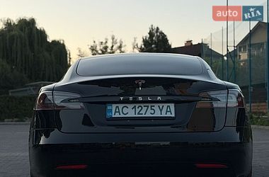 Лифтбек Tesla Model S 2017 в Луцке