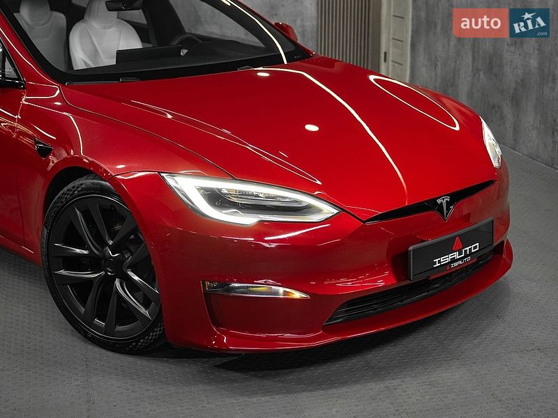 Ліфтбек Tesla Model S 2021 в Одесі