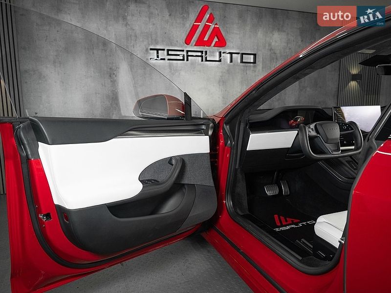 Ліфтбек Tesla Model S 2021 в Одесі