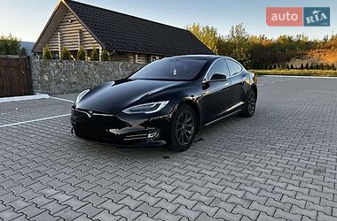 Ліфтбек Tesla Model S 2018 в Рівному