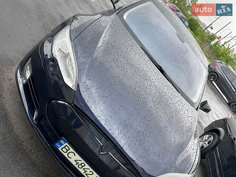 Tesla Model S 2014