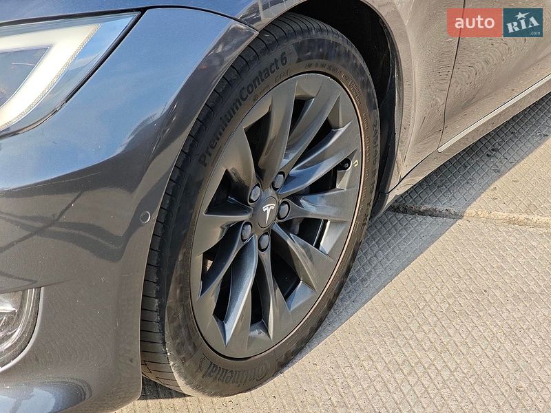 Лифтбек Tesla Model S 2018 в Харькове фото 4 Лифтбек Tesla Model S 2018 в Харькове