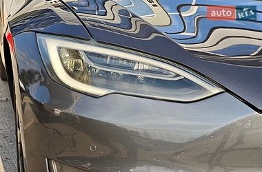 Лифтбек Tesla Model S 2018 в Харькове фото 13 Лифтбек Tesla Model S 2018 в Харькове