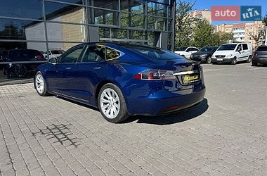 Лифтбек Tesla Model S 2018 в Ивано-Франковске