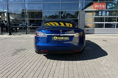 Лифтбек Tesla Model S 2018 в Ивано-Франковске