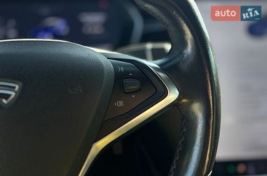 Лифтбек Tesla Model S 2018 в Ивано-Франковске