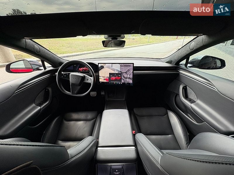 Ліфтбек Tesla Model S 2024 в Києві