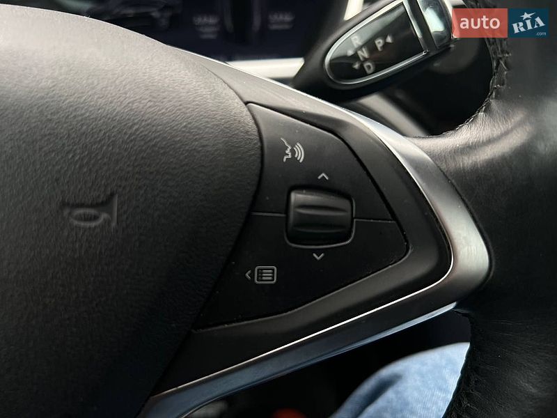 Ліфтбек Tesla Model S 2014 в Одесі