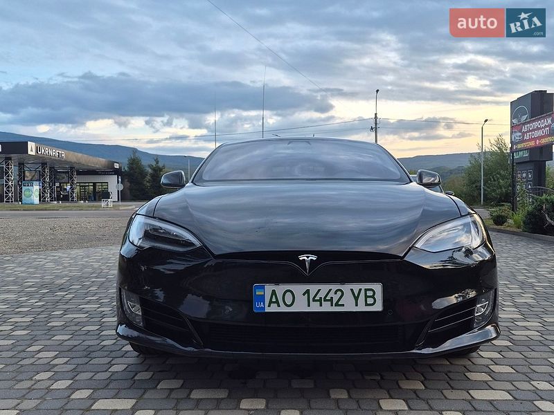 Tesla Model S 2019 Tesla Model S 2019
