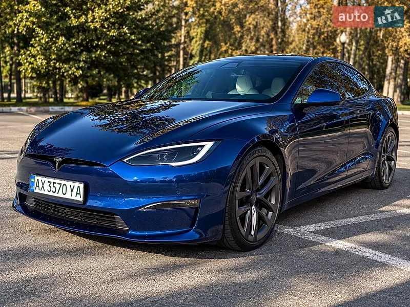 Tesla Model S