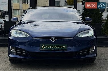 Ліфтбек Tesla Model S 2018 в Києві