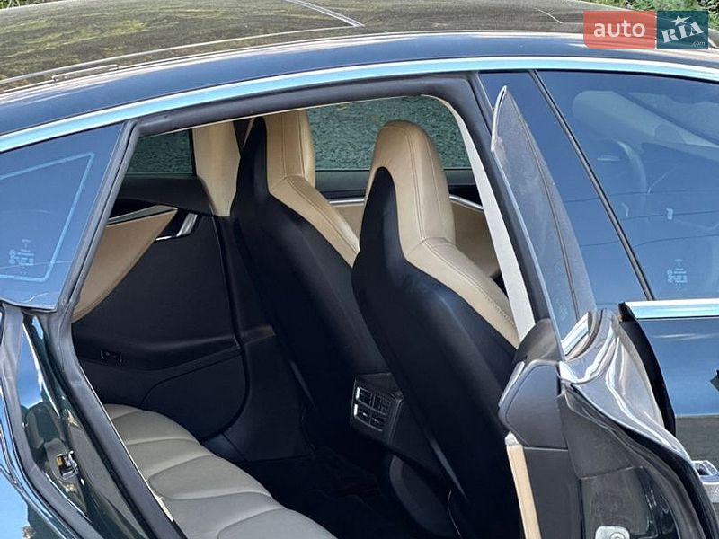 Лифтбек Tesla Model S 2013 в Виннице фото 15 Лифтбек Tesla Model S 2013 в Виннице