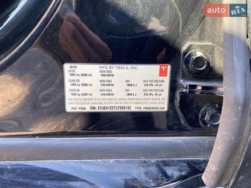 Лифтбек Tesla Model S 2020 в Киеве фото 6 Лифтбек Tesla Model S 2020 в Киеве