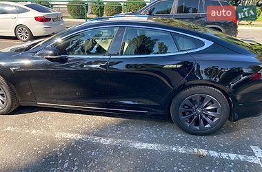 Лифтбек Tesla Model S 2020 в Киеве фото 9 Лифтбек Tesla Model S 2020 в Киеве