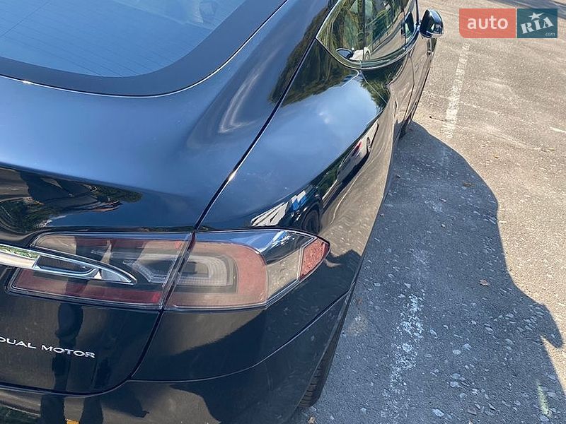 Лифтбек Tesla Model S 2020 в Киеве фото 11 Лифтбек Tesla Model S 2020 в Киеве