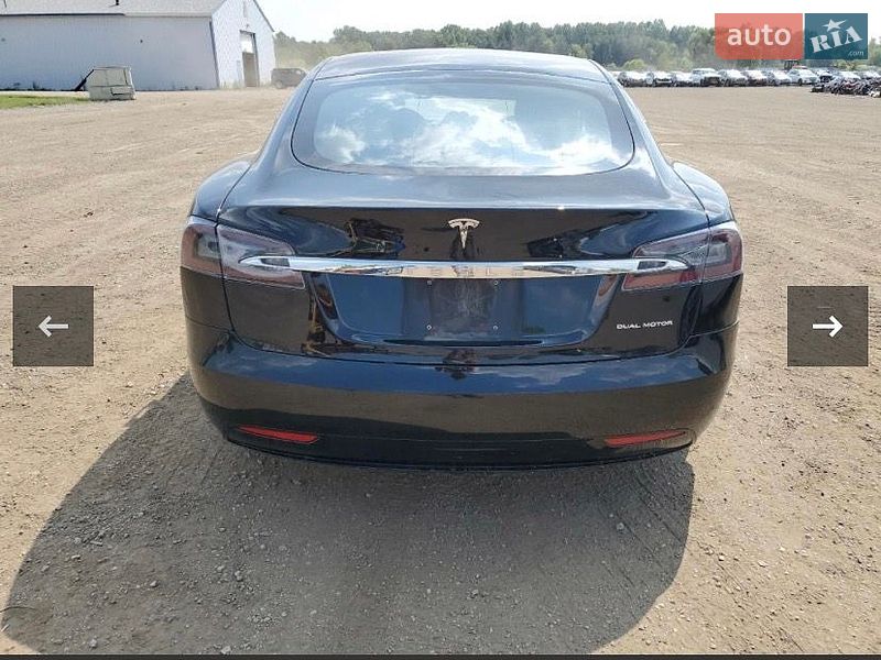 Лифтбек Tesla Model S 2020 в Киеве фото 17 Лифтбек Tesla Model S 2020 в Киеве