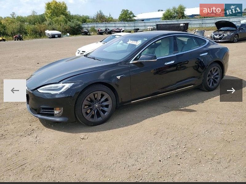 Лифтбек Tesla Model S 2020 в Киеве фото 19 Лифтбек Tesla Model S 2020 в Киеве