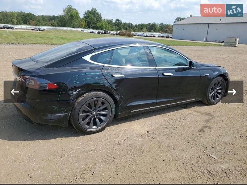 Лифтбек Tesla Model S 2020 в Киеве фото 21 Лифтбек Tesla Model S 2020 в Киеве