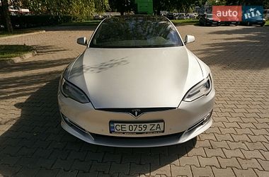 Лифтбек Tesla Model S 2018 в Черновцах фото 3 Лифтбек Tesla Model S 2018 в Черновцах