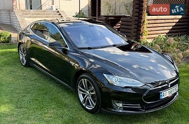 Лифтбек Tesla Model S 2013 в Киеве