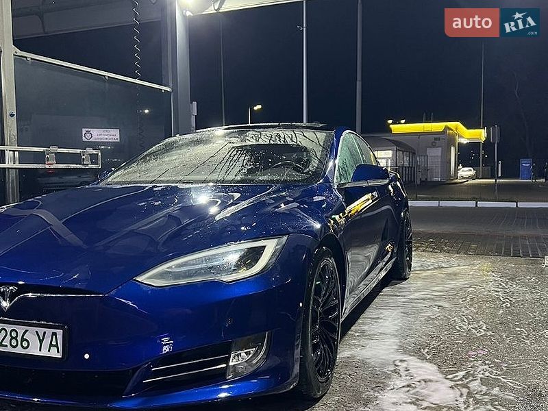 Ліфтбек Tesla Model S 2016 в Софіївській Борщагівці фото 5 Ліфтбек Tesla Model S 2016 в Софіївській Борщагівці