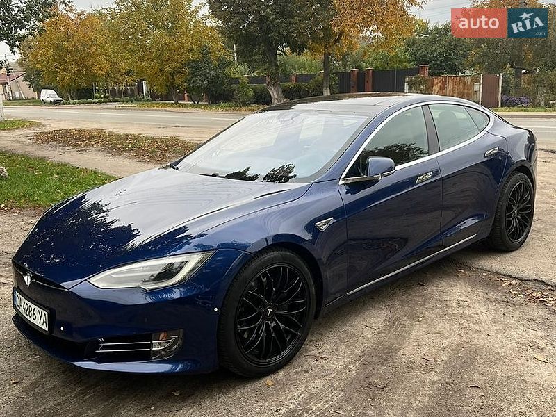 Ліфтбек Tesla Model S 2016 в Софіївській Борщагівці фото 10 Ліфтбек Tesla Model S 2016 в Софіївській Борщагівці