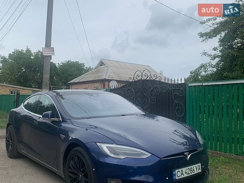 Ліфтбек Tesla Model S 2016 в Софіївській Борщагівці фото 15 Ліфтбек Tesla Model S 2016 в Софіївській Борщагівці