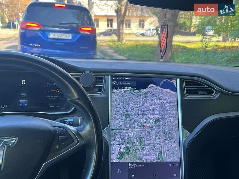 Ліфтбек Tesla Model S 2016 в Софіївській Борщагівці фото 43 Ліфтбек Tesla Model S 2016 в Софіївській Борщагівці