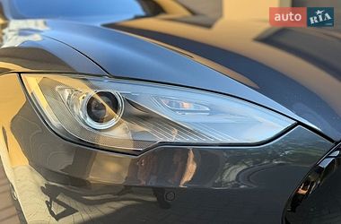 Ліфтбек Tesla Model S 2015 в Рівному