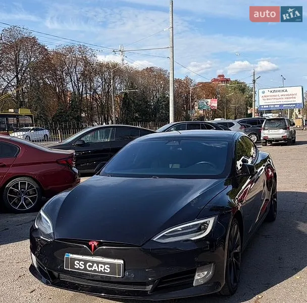 Tesla Model S