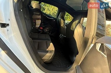 Ліфтбек Tesla Model S 2017 в Івано-Франківську