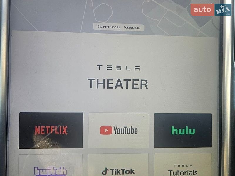 Ліфтбек Tesla Model S 2015 в Києві