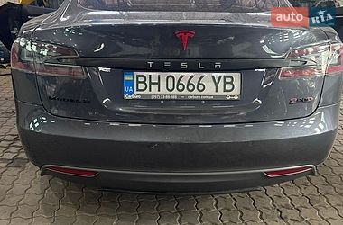 Ліфтбек Tesla Model S 2015 в Одесі