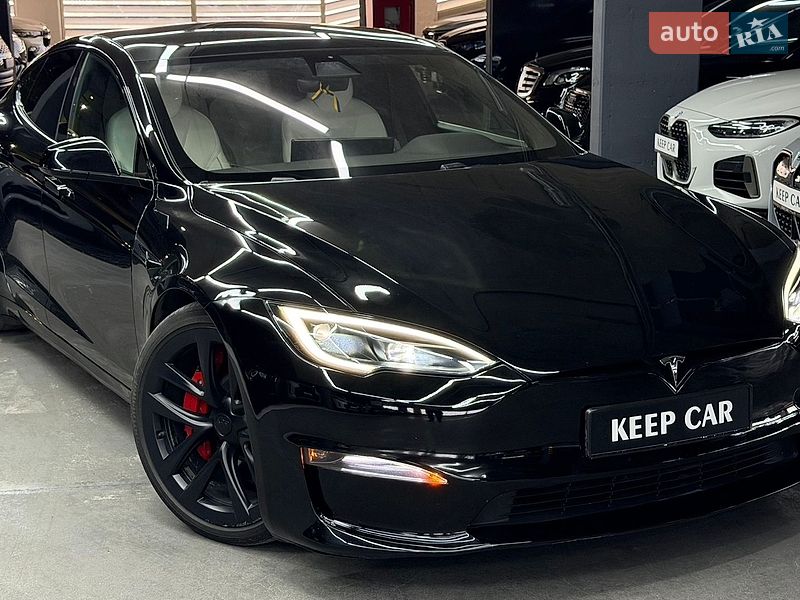 Лифтбек Tesla Model S 2023 в Одессе