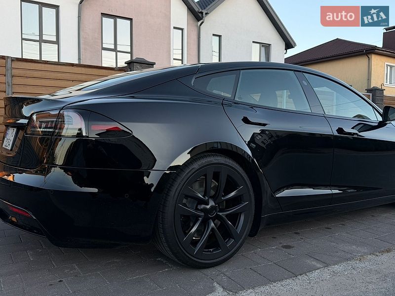 Ліфтбек Tesla Model S 2023 в Києві