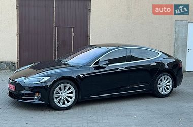 Лифтбек Tesla Model S 2017 в Владимире
